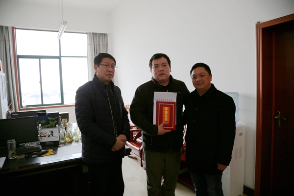 0131-1 012_副本.jpg 0131-1 012_副本.jpg